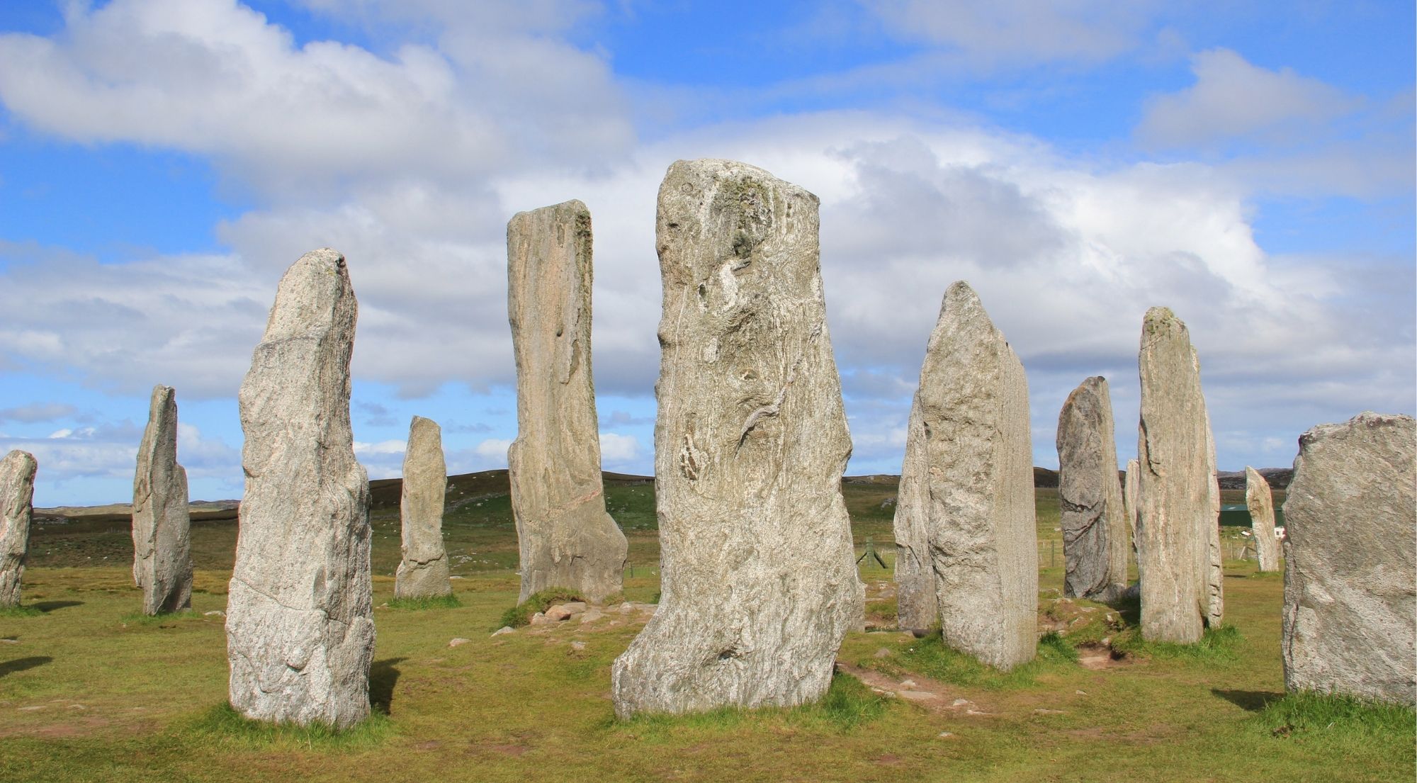 Outlander filming locations guide article card image