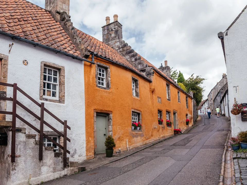 Culross village — the town of Cranesmuir in Outlander